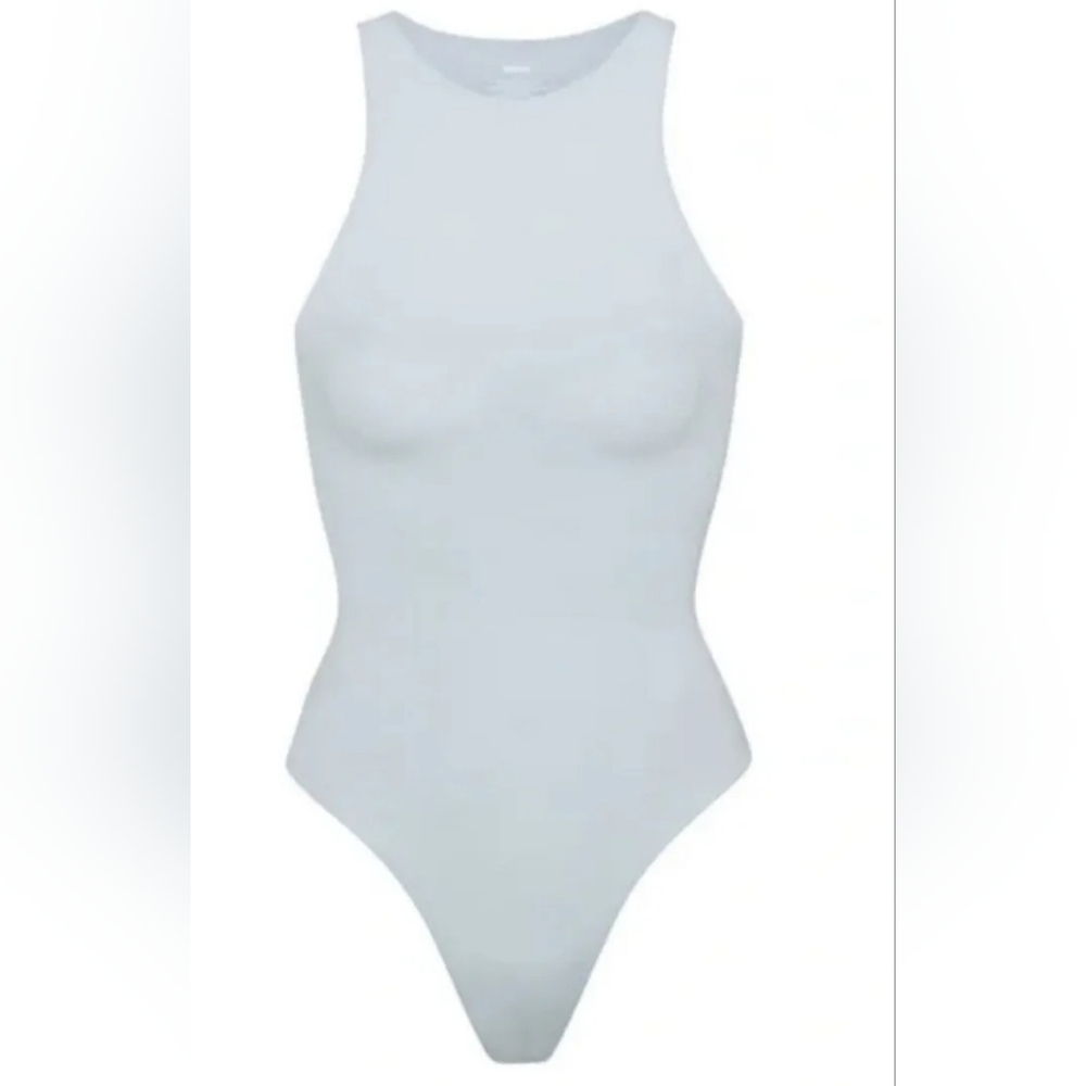 SKIMS FITS EVERYBODY HIGH NECK BODYSUIT/L/ SKY/ NWT
